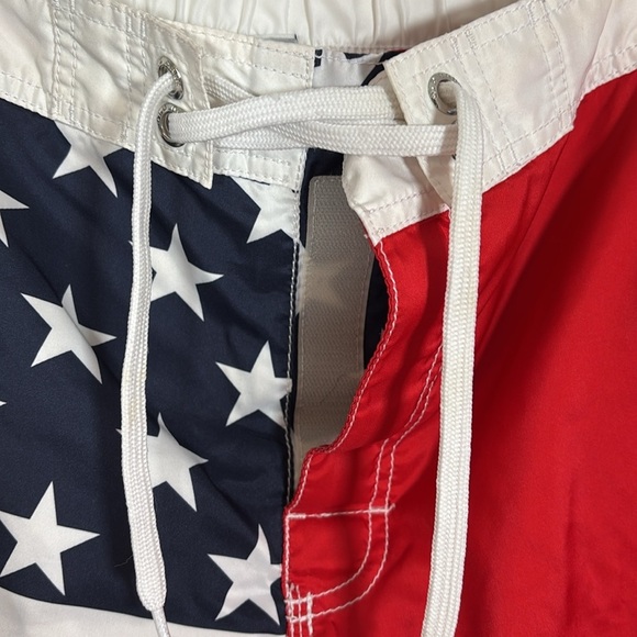 Old Navy Swim Trunks Suit Men Large Flag Print America USA Beach Summer Vacation - Picture 6 of 8